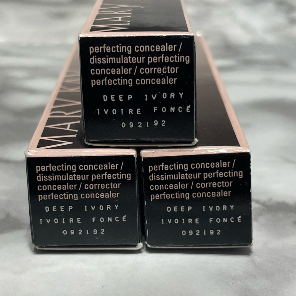 MARY Kay Perfecting Concealer In Deep Ivory - Picture 2 of 2